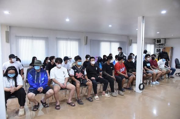 老挝向泰国移交39名涉诈人员！涉及网络犯罪及非法线上赌博